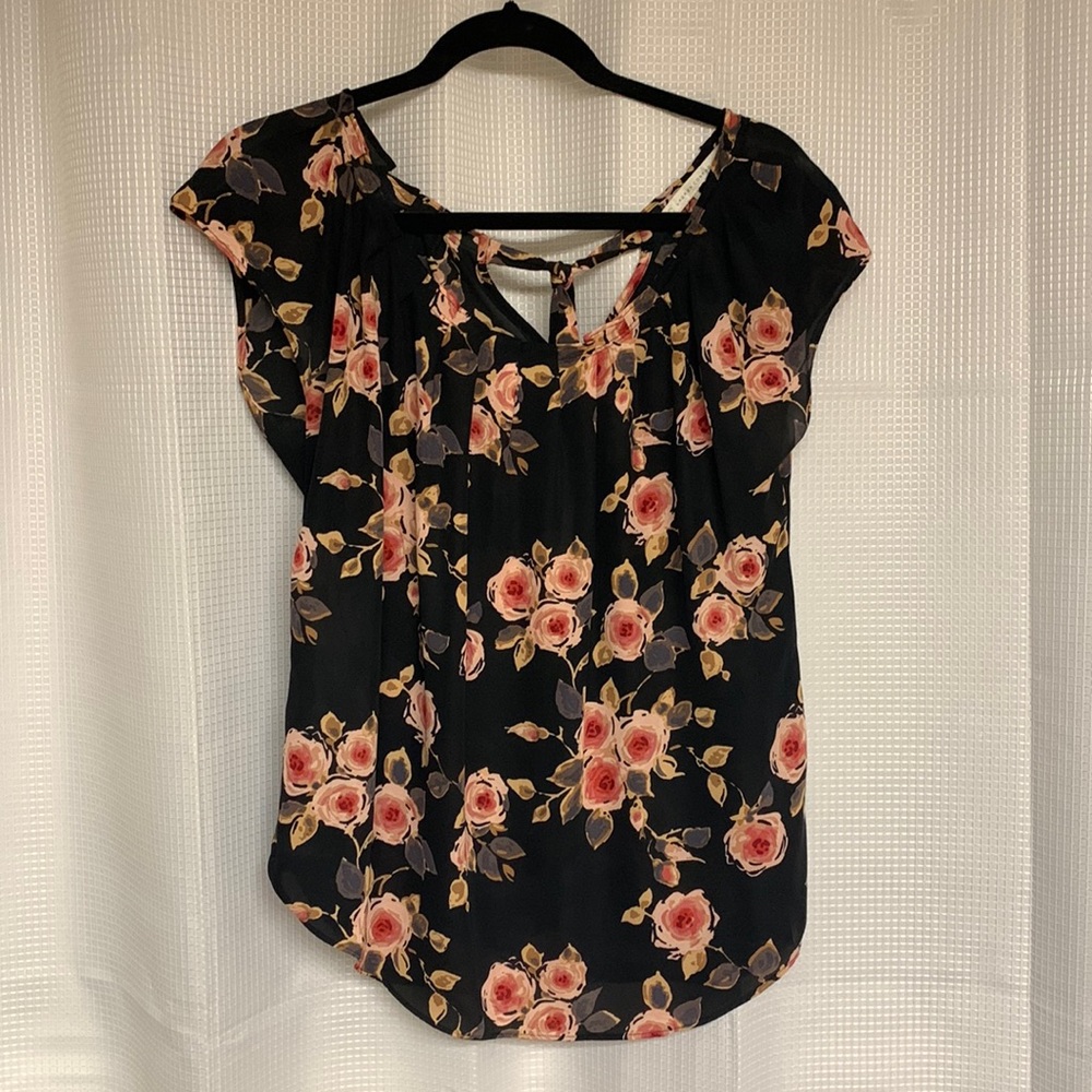 Karen Conrad Short Sleeve Blouse